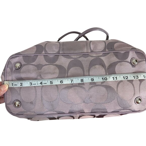 Coach Signature C KISS LOCK Shoulder Bag Lavender Purple F19190 - Picture 11 of 15